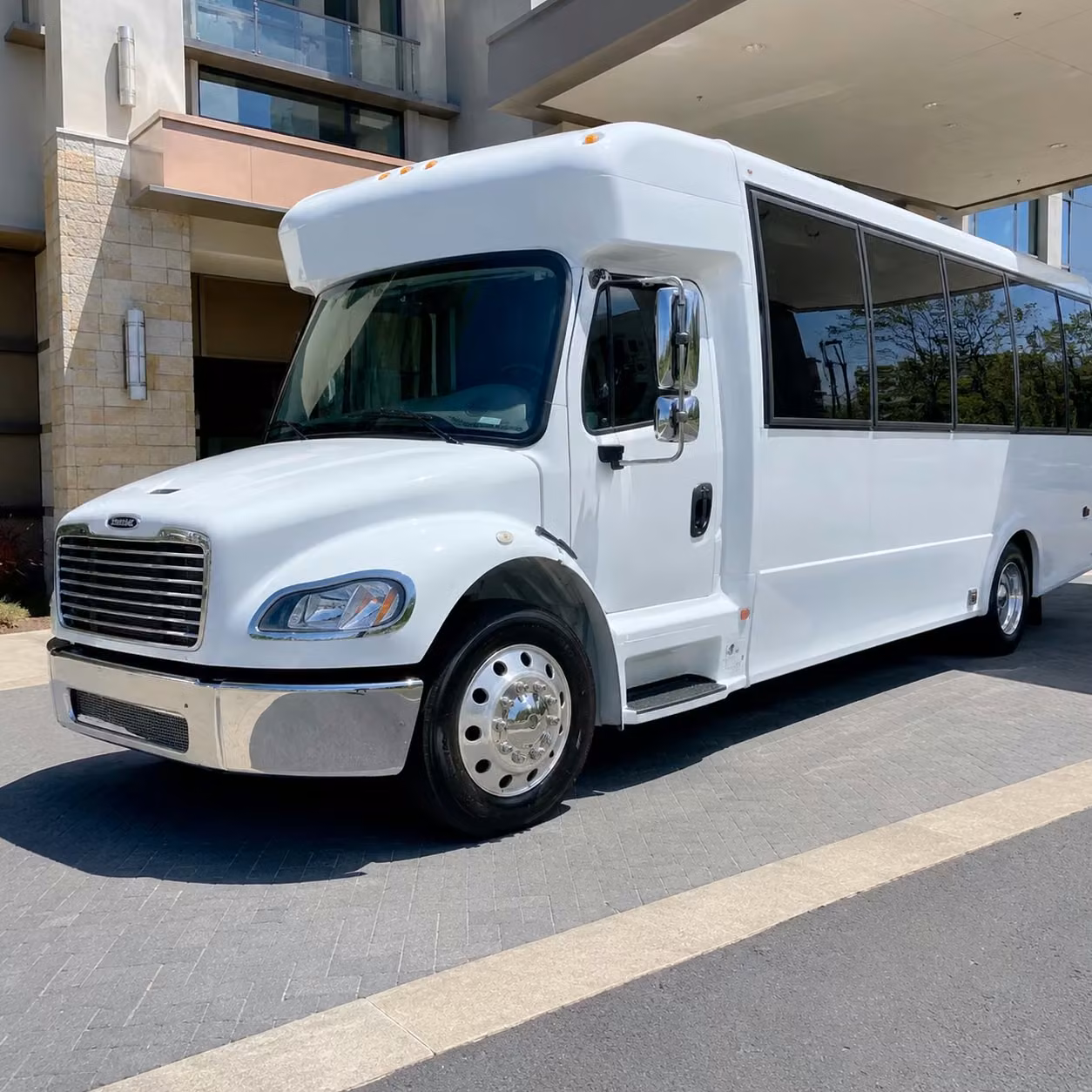 15 passenger minibus