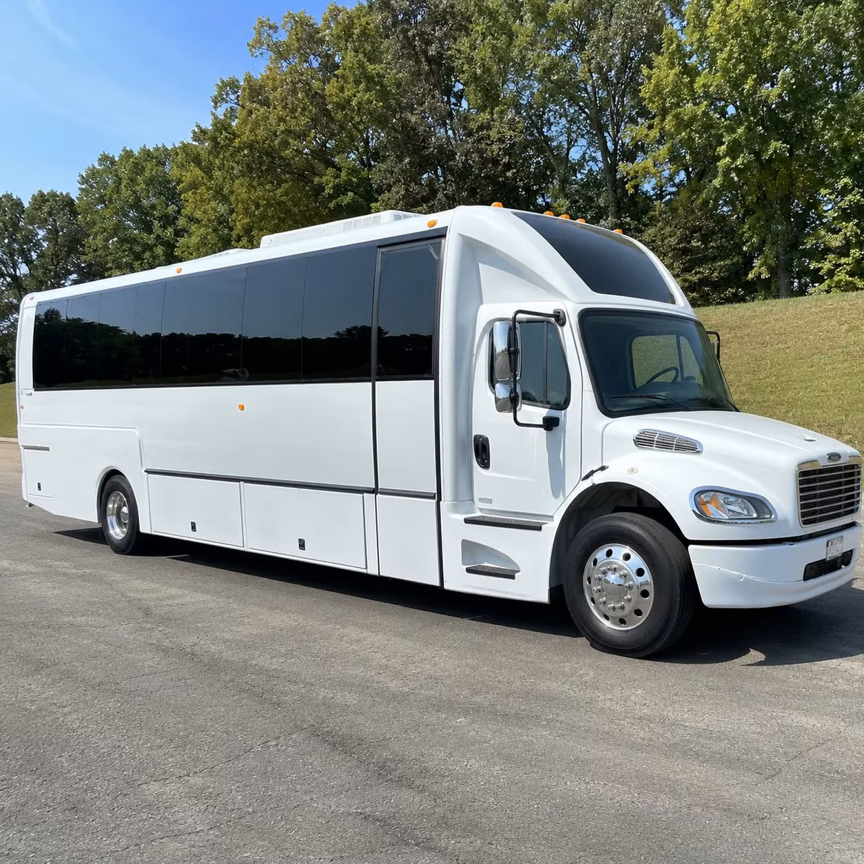 compton prom party buses with the amenities your group wants most