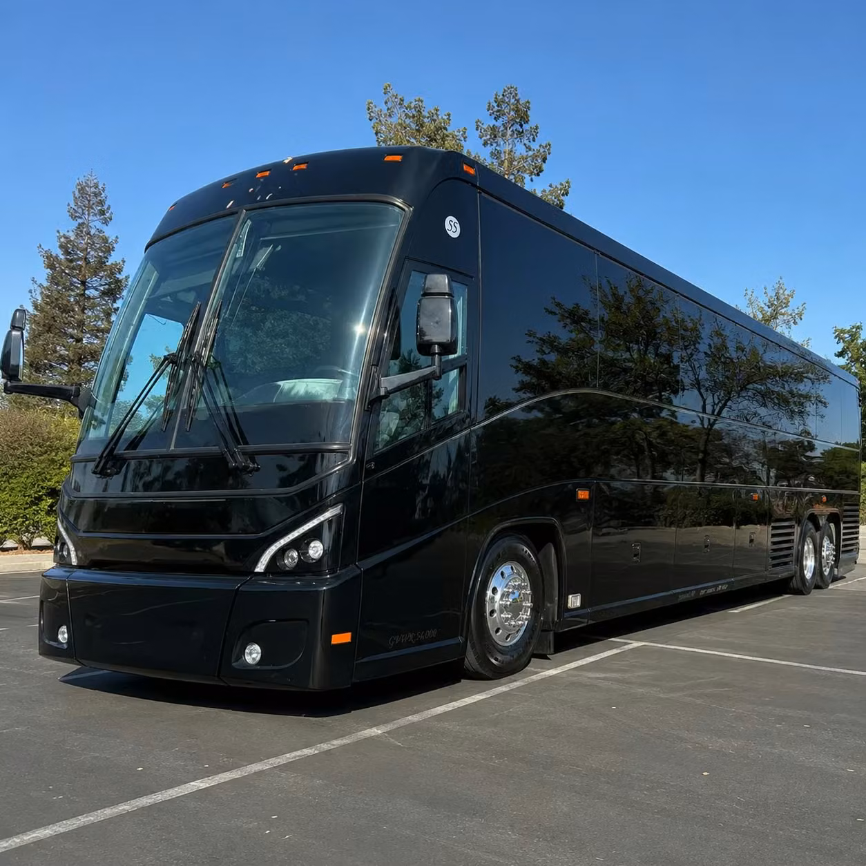 finding the right bus for compton government events and public ceremonies