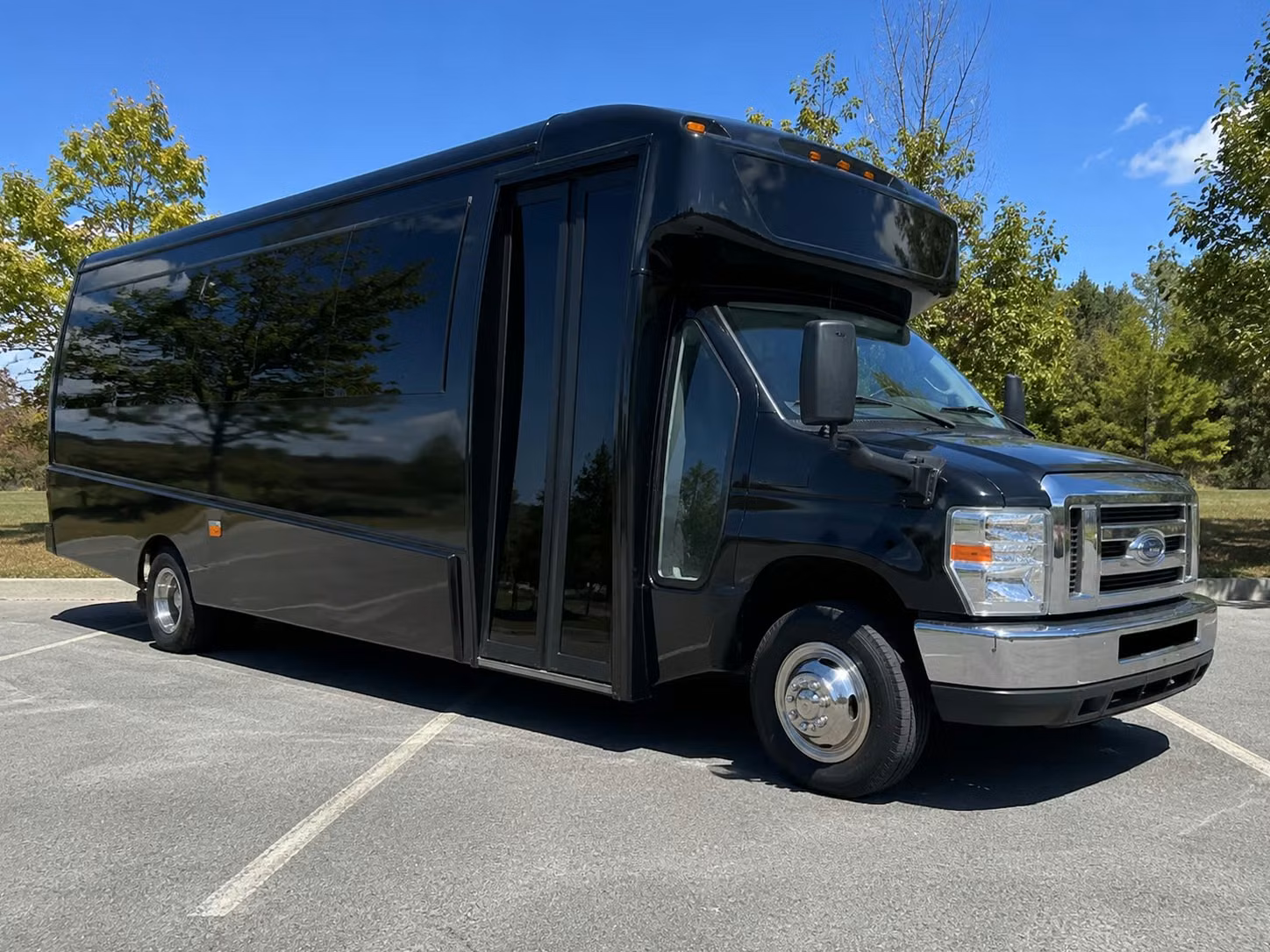 minibus rentals for compton youth groups headed to science and nature destinations
