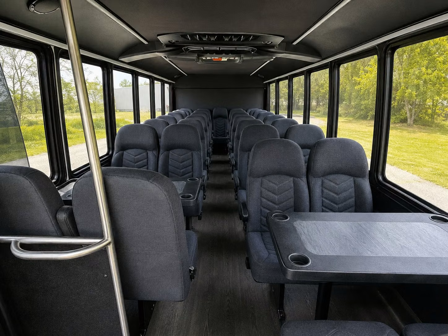 minibus rentals for smaller compton prom groups who want privacy